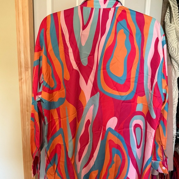 Colorful Abstract Button-Up Shirt - Picture 4 of 4